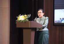 ນຳສະເໜີ 2 ວິດີໂອ ແຜນໂຄສະນາການສຶກສາຄັ້ງທຳອິດ